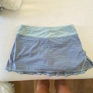Lululemon tennis skirt - blue patterned